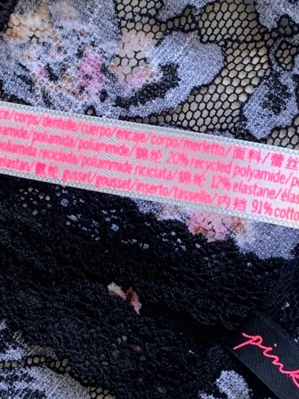 Victoria’s Secret Thong Panties Large New